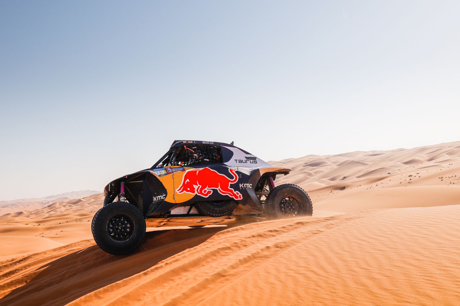 Las espectaculares imágenes del Dakar por las dunas