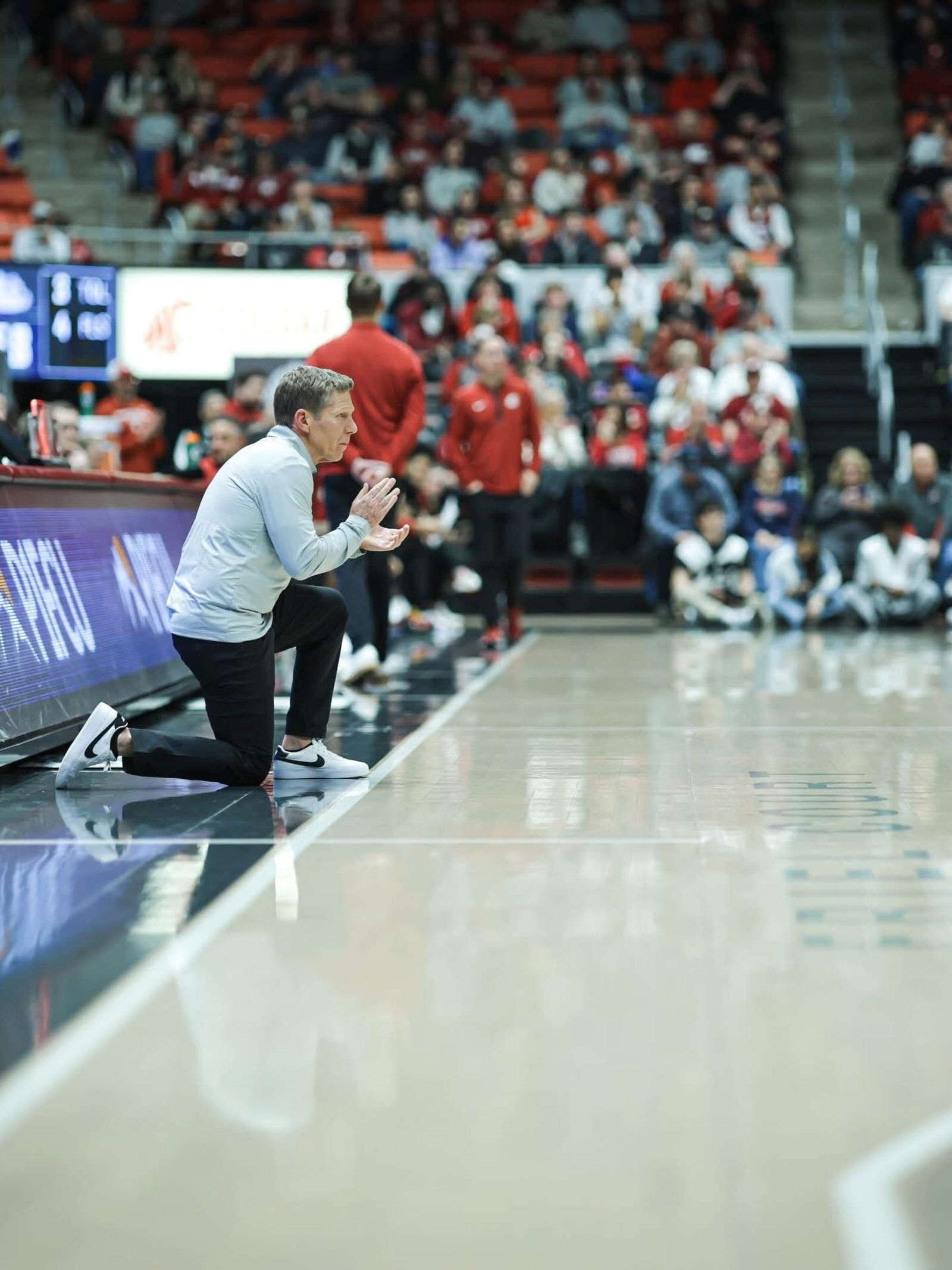 NCAA: Mario Saint-Supéry, buen impacto desde el banquillo
