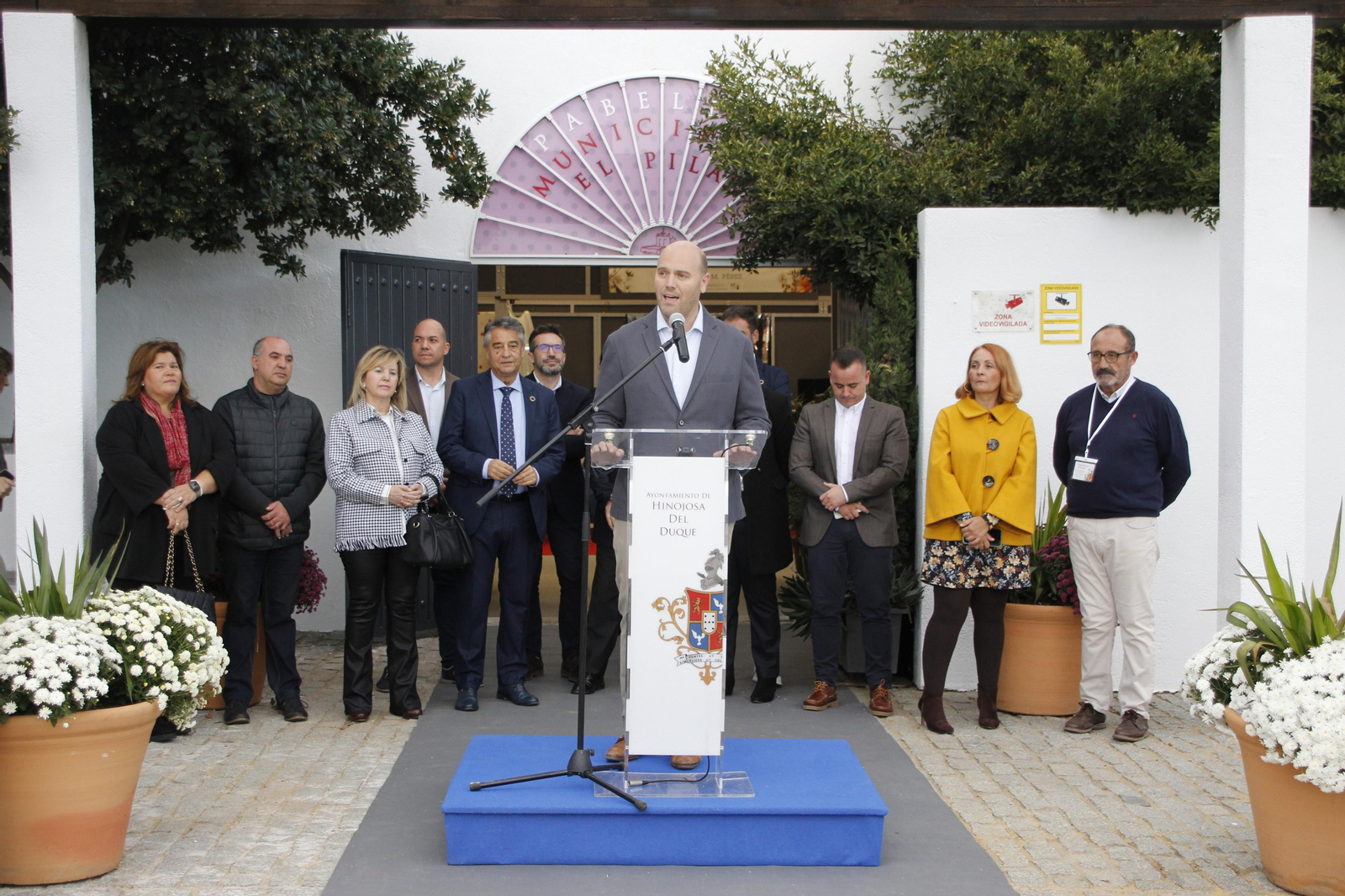 La inauguración de la II Feria de Bodas de Hinojosa del Duque, en imágenes
