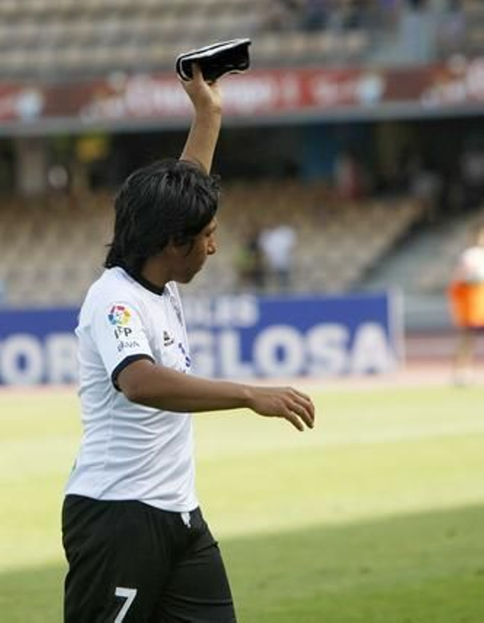 Brian Sarmiento saludando a la afición azulina

Foto: Juan Carlos Toro