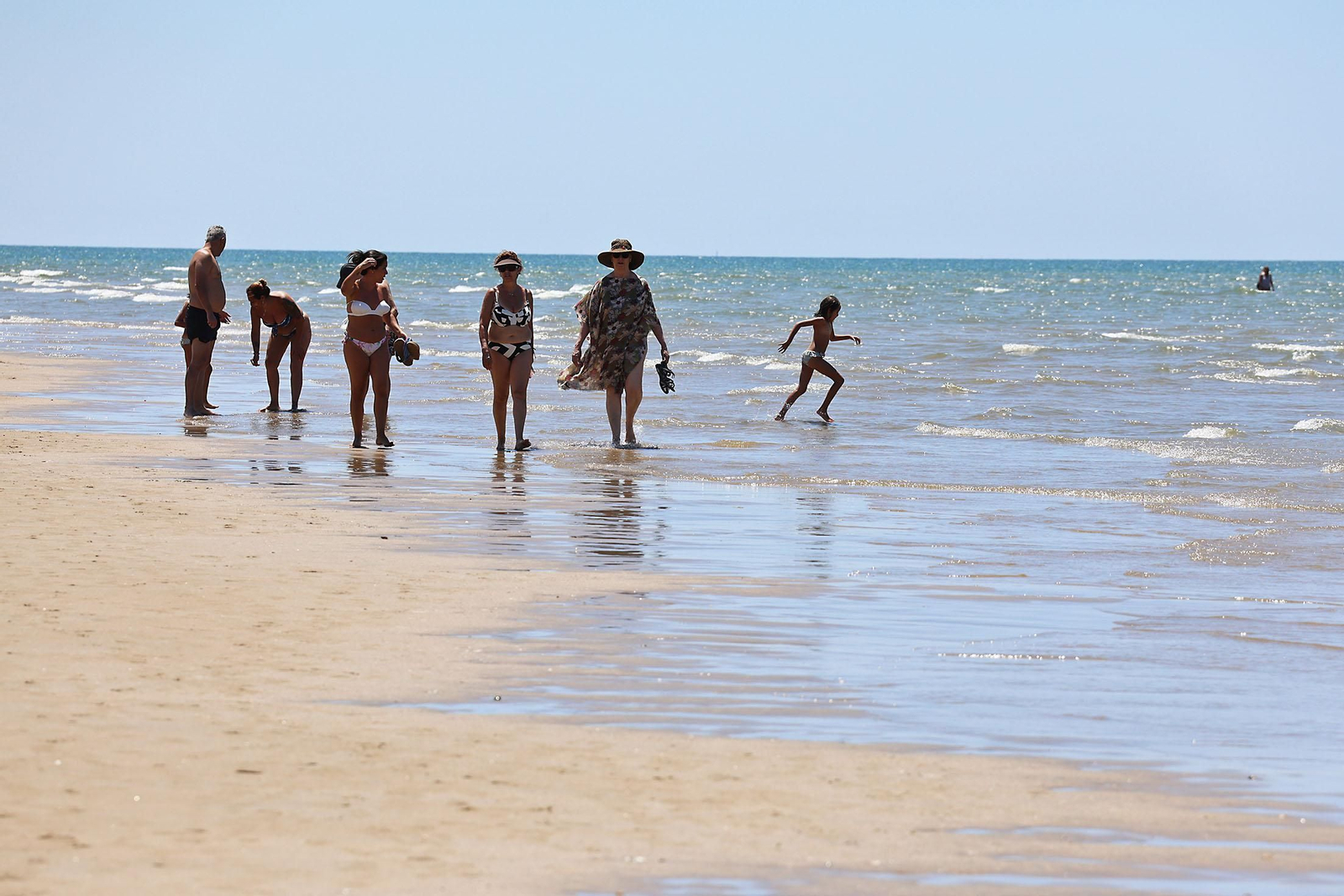 Las imágenes del domingo de playa en Huelva