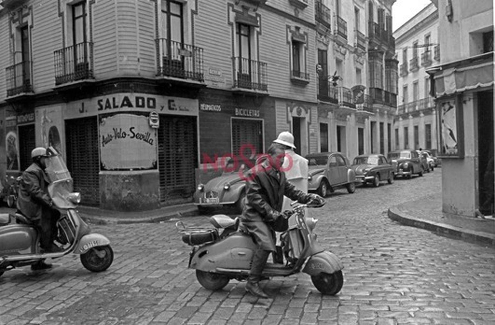 Imagen del edificio de los años 50 de la pasada centuria