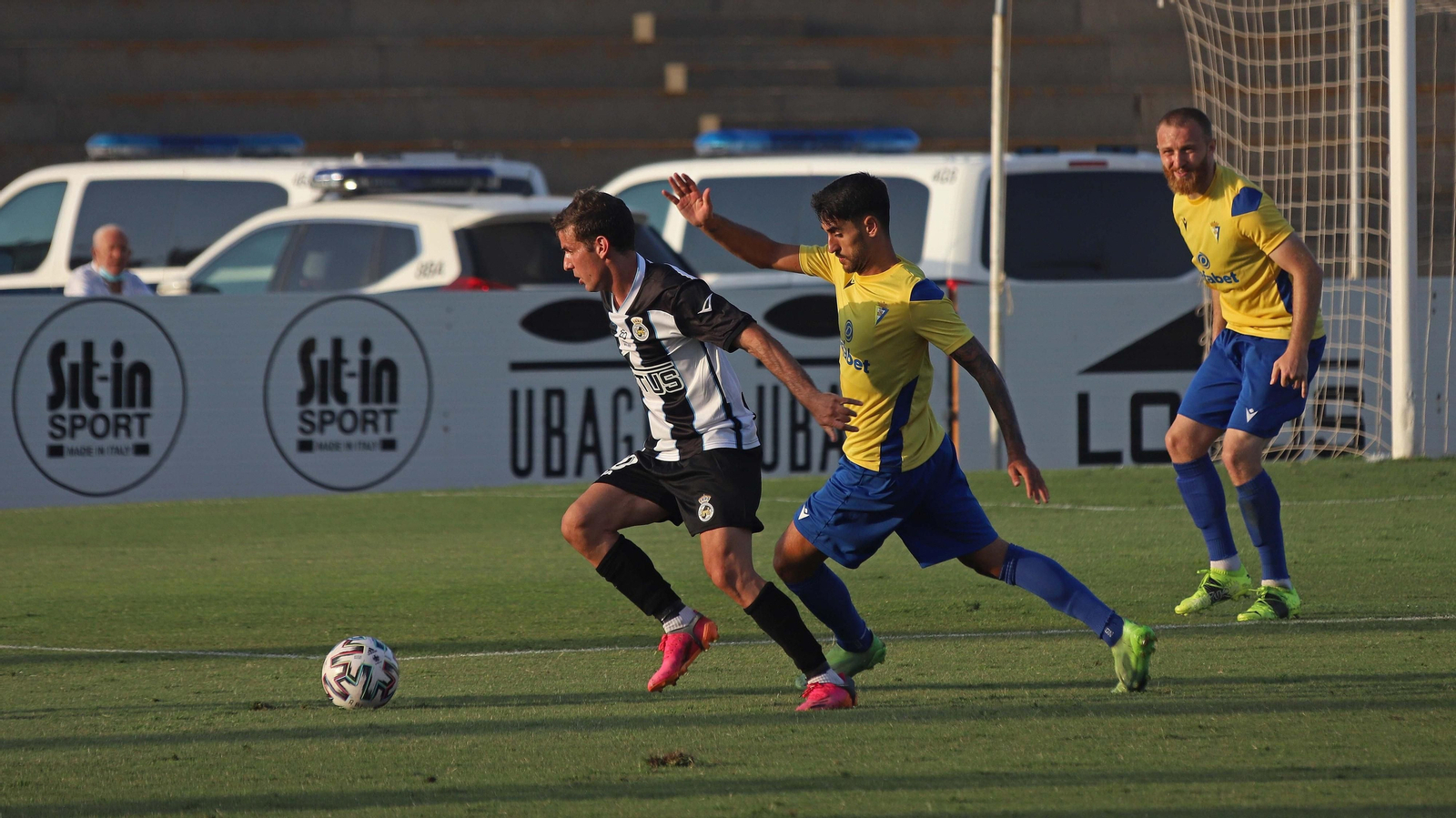 Las mejores fotos del Balona - Cádiz en La Línea