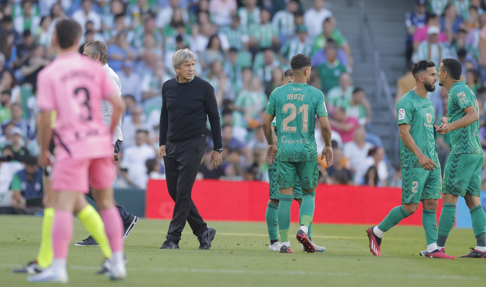 Pellegrini, en el momento de la pausa de hidratación de la segunda parte.