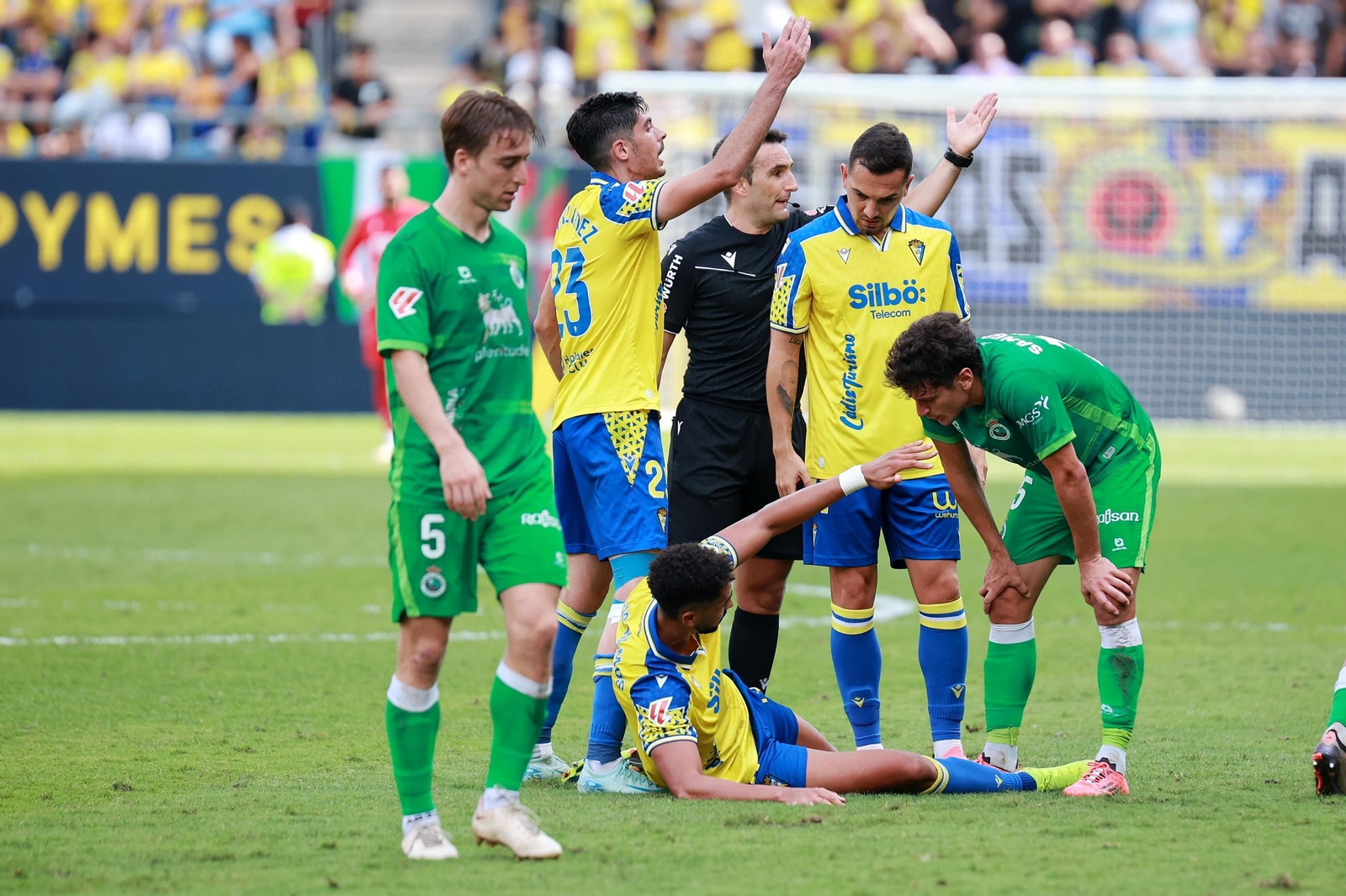 Búscate en las imágenes del Cádiz CF - Racing de Santander