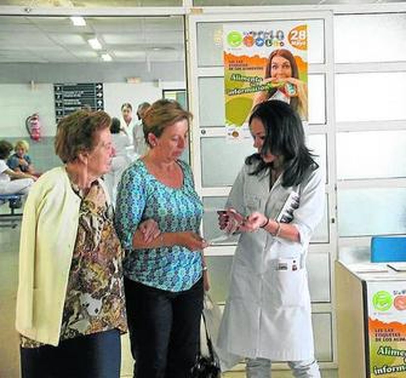 Expertas en nutrición facilitan información.