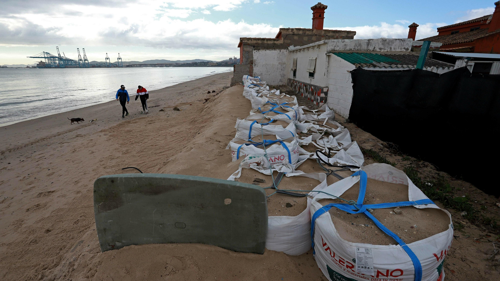 Pérdida de arena en la playa de El Rinconcillo