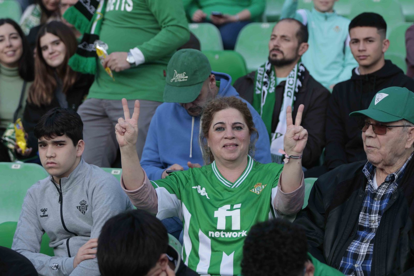 Búscate en las gradas del Villamarín