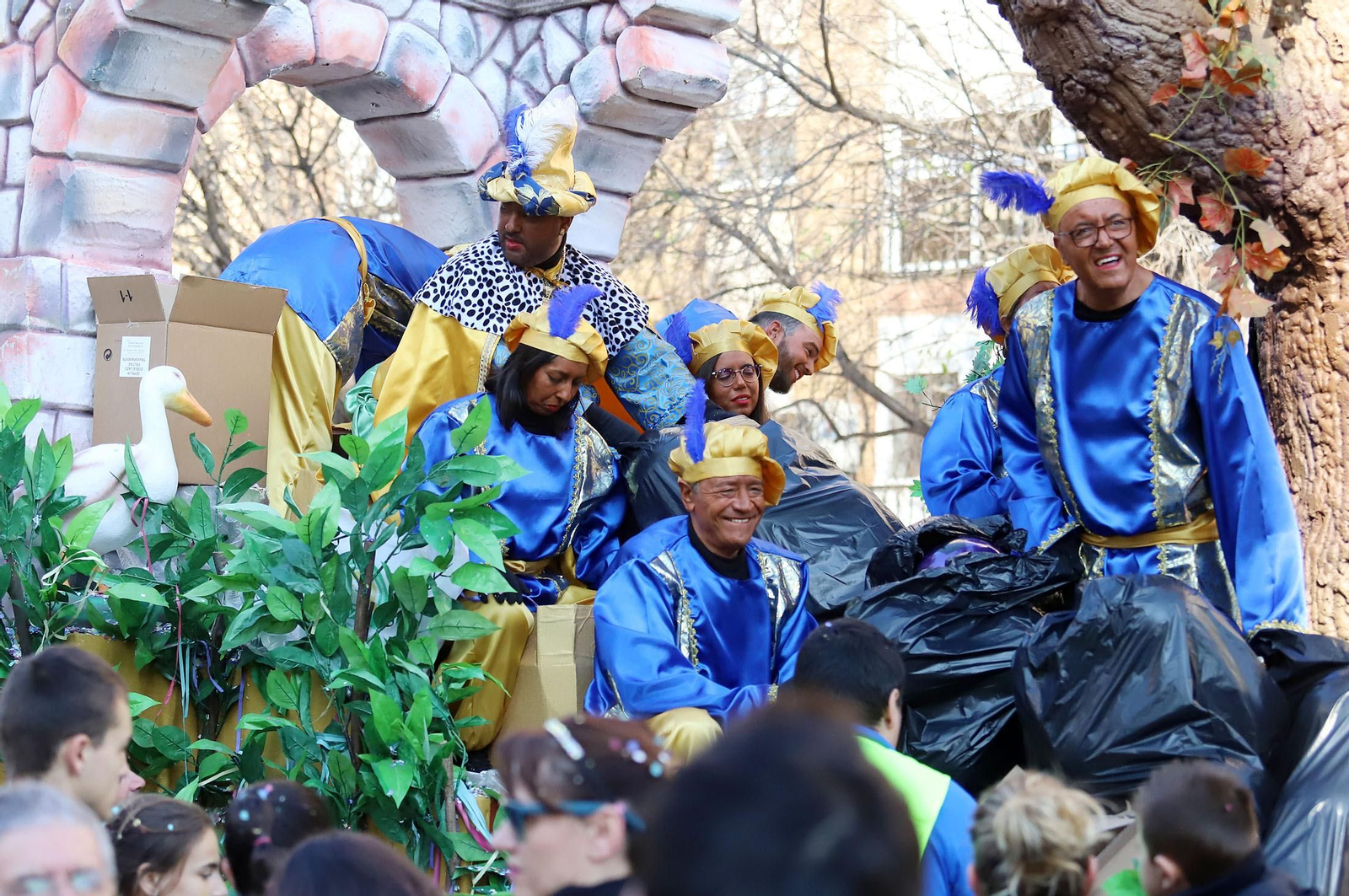 Imágenes de los Reyes Magos en la barriada de La Orden