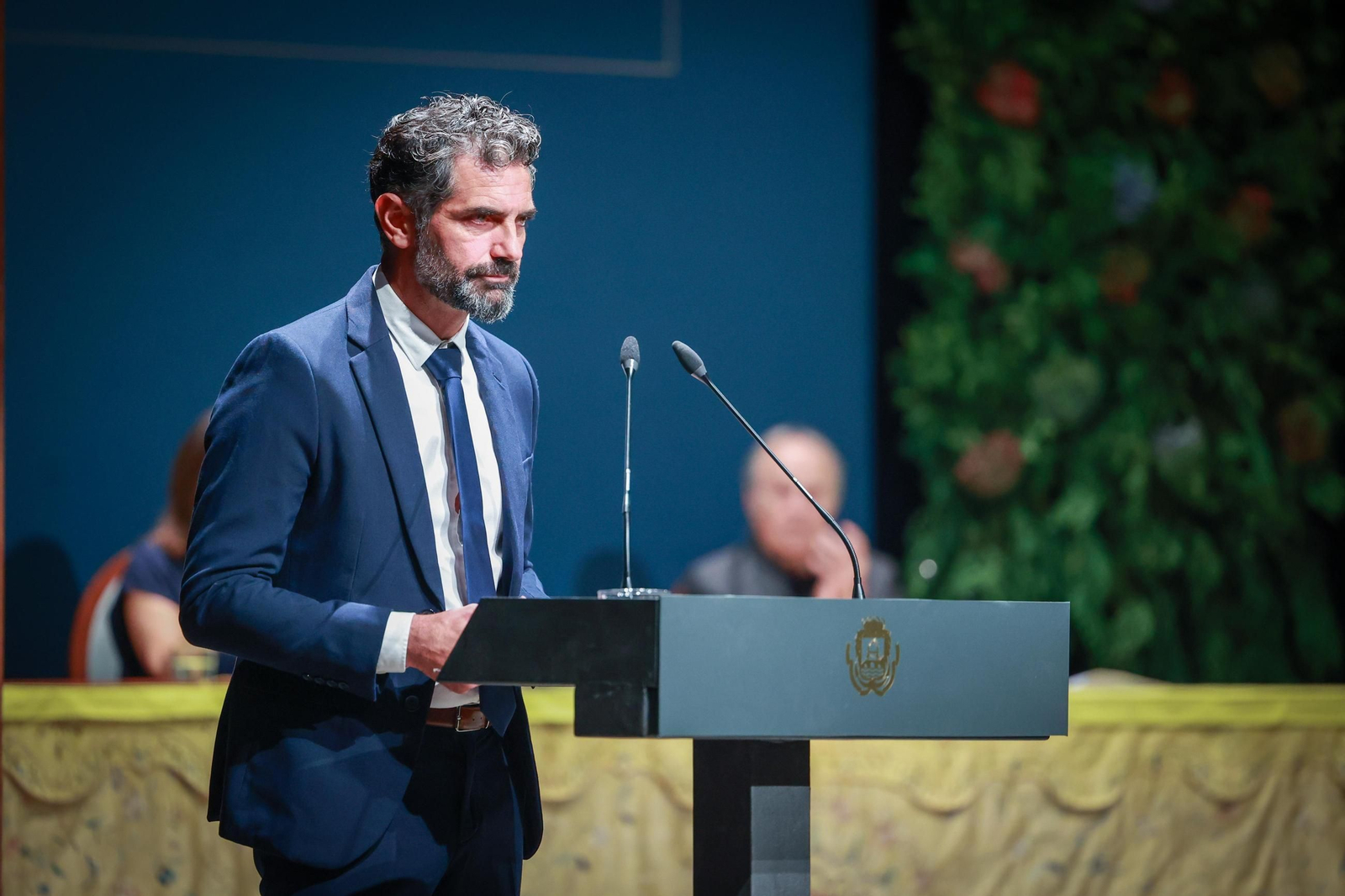 Jesús Bienvenido, durante su participación en la entrega del premio Cortes de la Real Isla de León a Serrat el pasado 24 de Septiembre