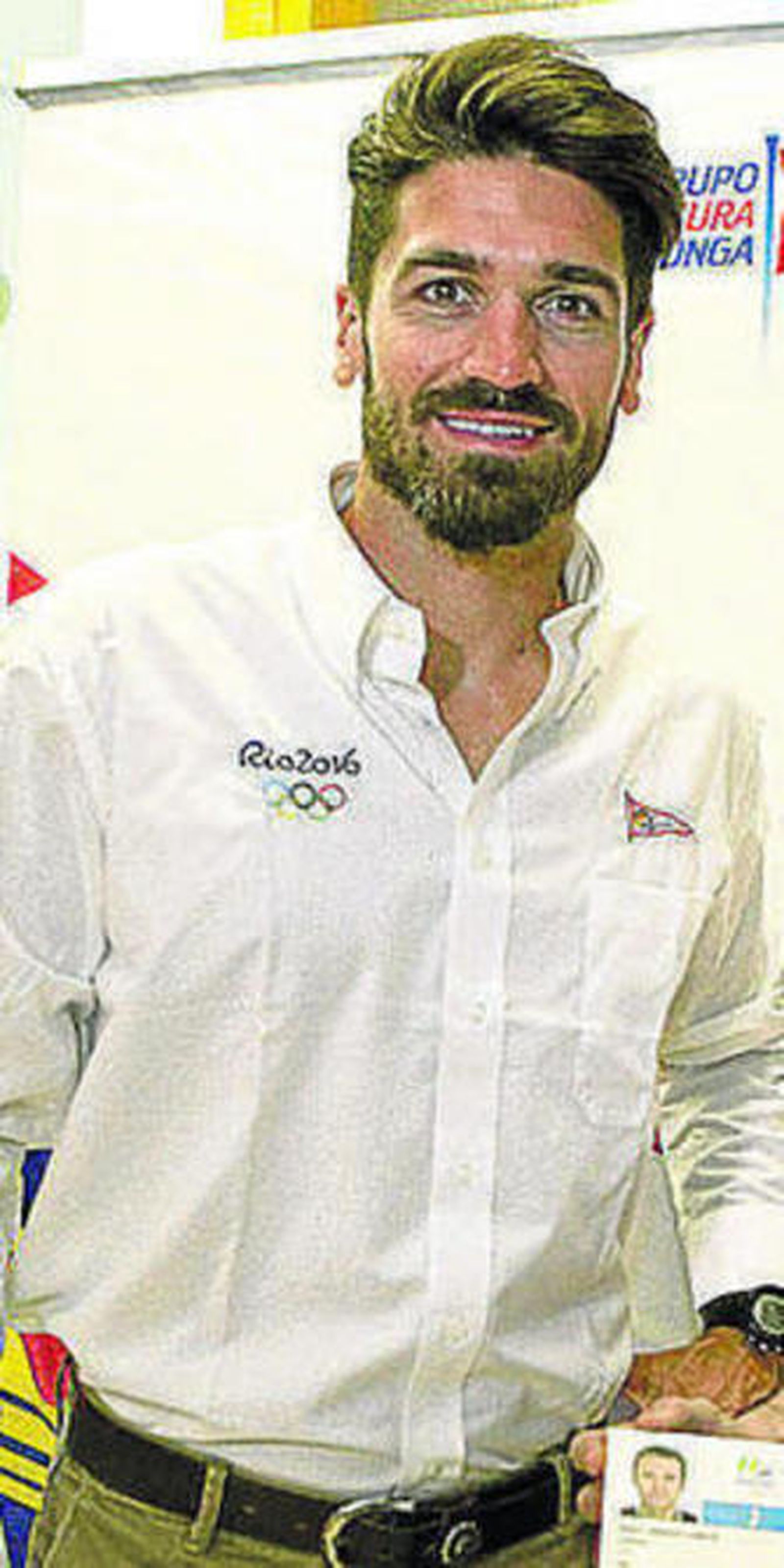 Javier, el novio de Mireia Belmonte, estalla en Twitter