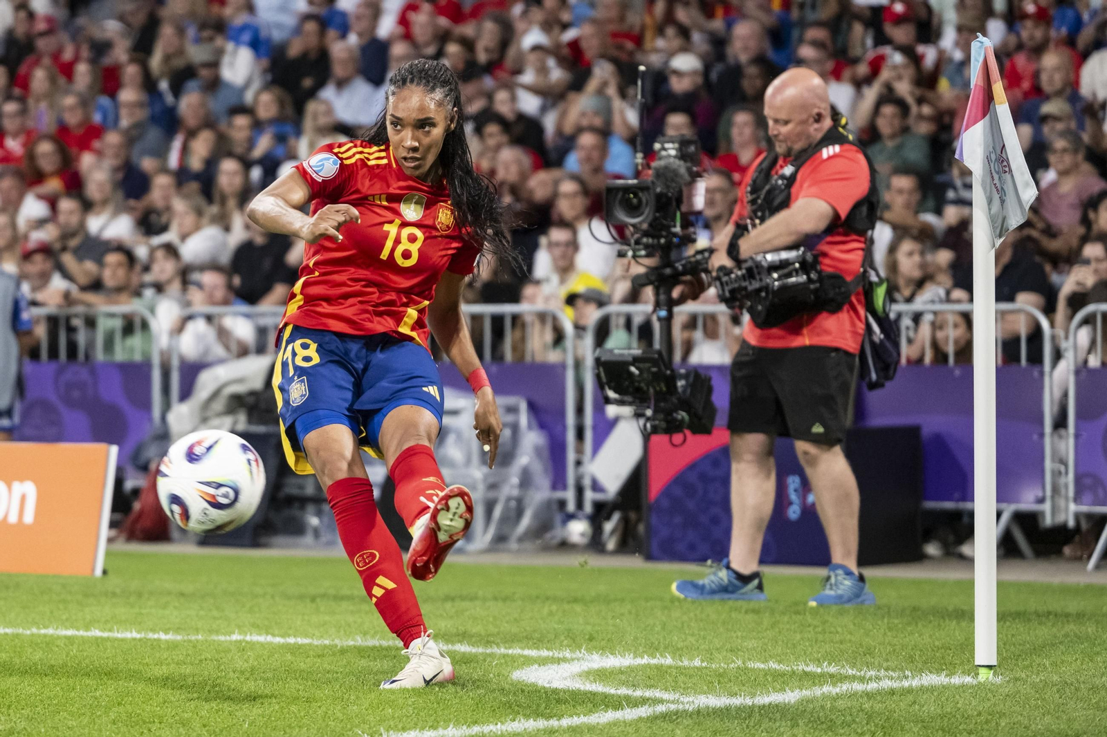 Las fotos del Italia - España de la Eurocopa femenina