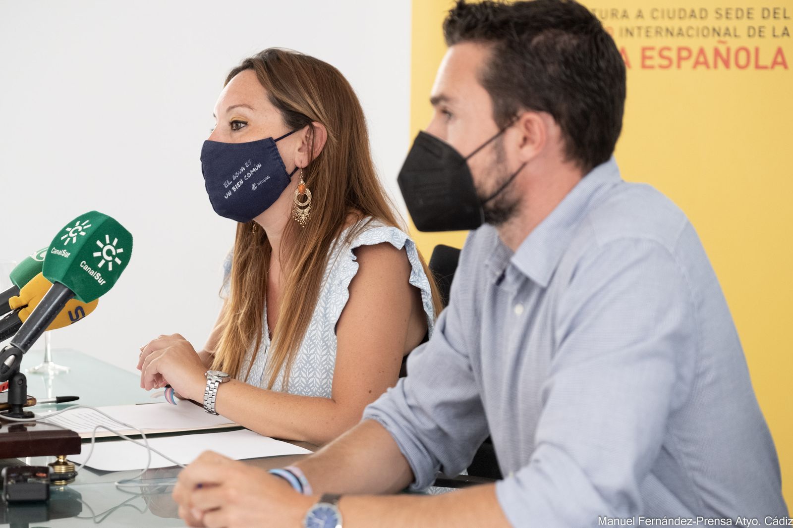 Los concejales Lorena Garrón y Martín Vila.