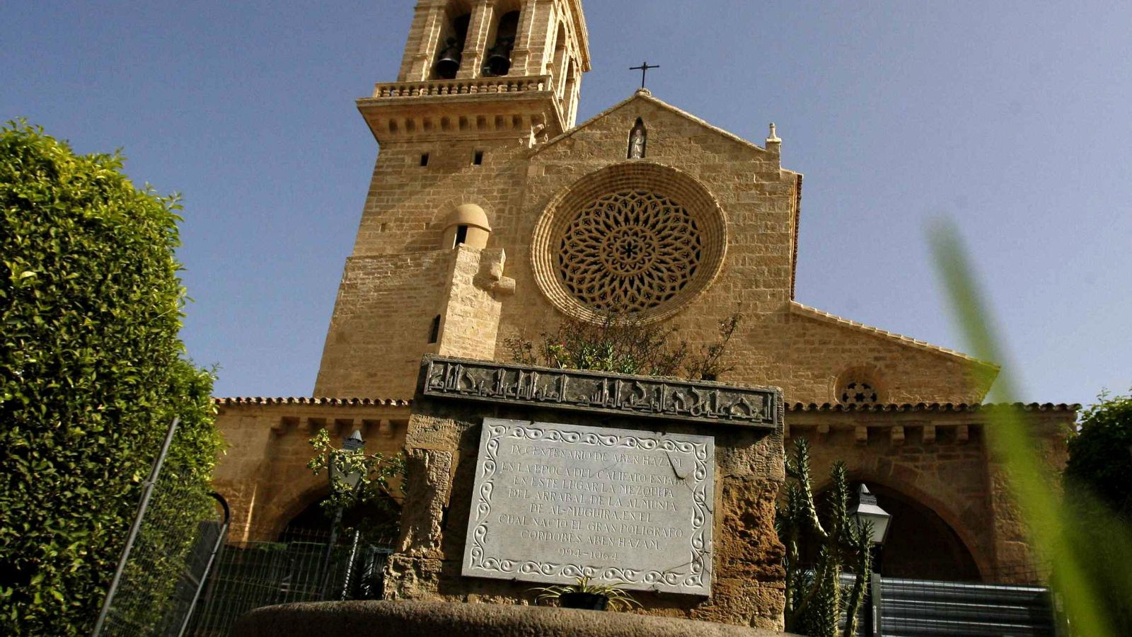 En la iglesia de San Lorenzo se conservan restos de una antigua mezquita