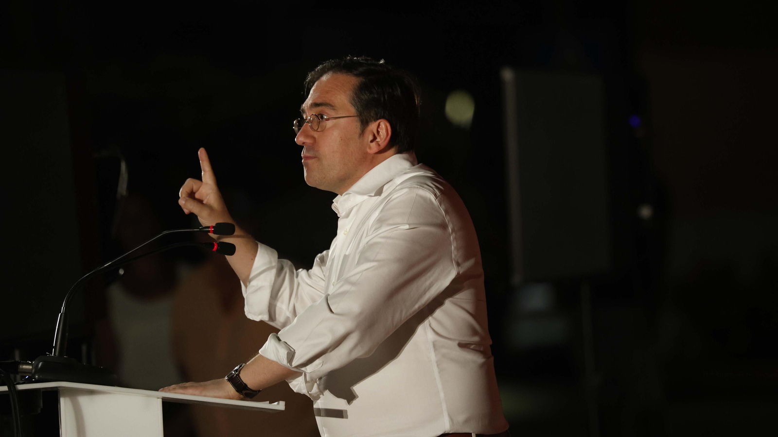 Las fotos del ministro Jose Manuel Albares durante el mitin en San Roque