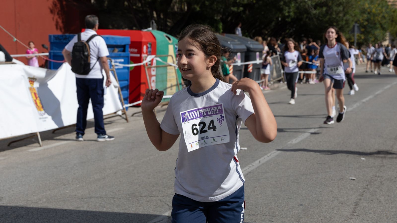 La carrera escolar de “La Gloria” que aúna inclusión y solidaridad, en imágenes