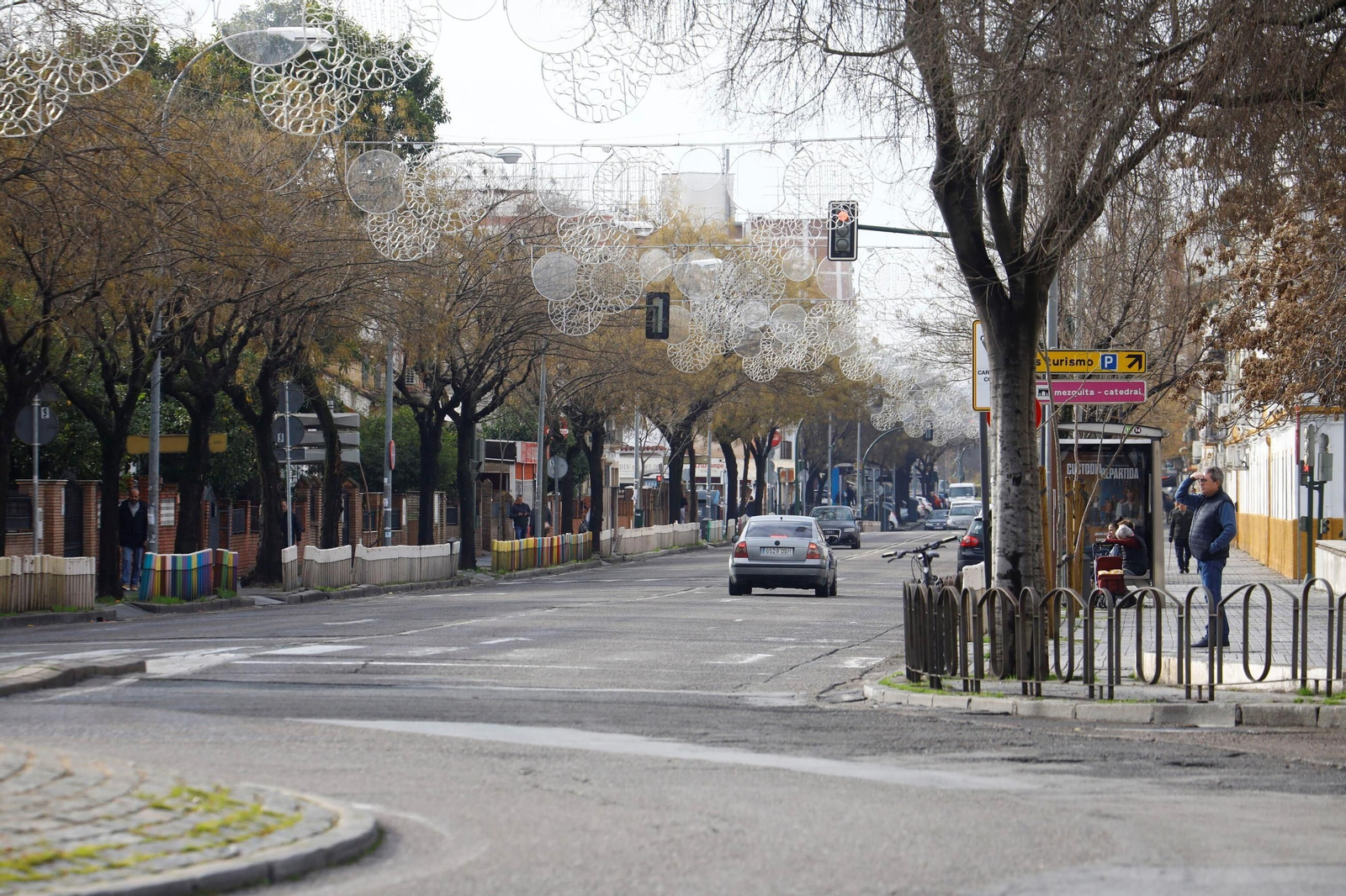 Un recorrido en imágenes por el barrio cordobés del Campo de la Verdad un día de invierno