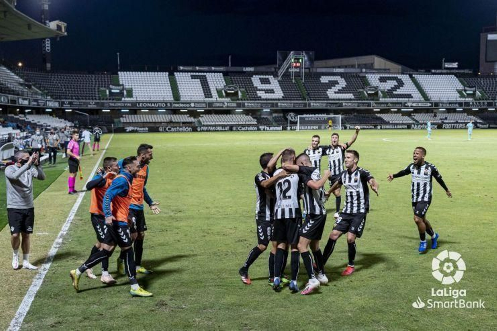 Los jugadores del Castellón celebran un gol en Castalia.