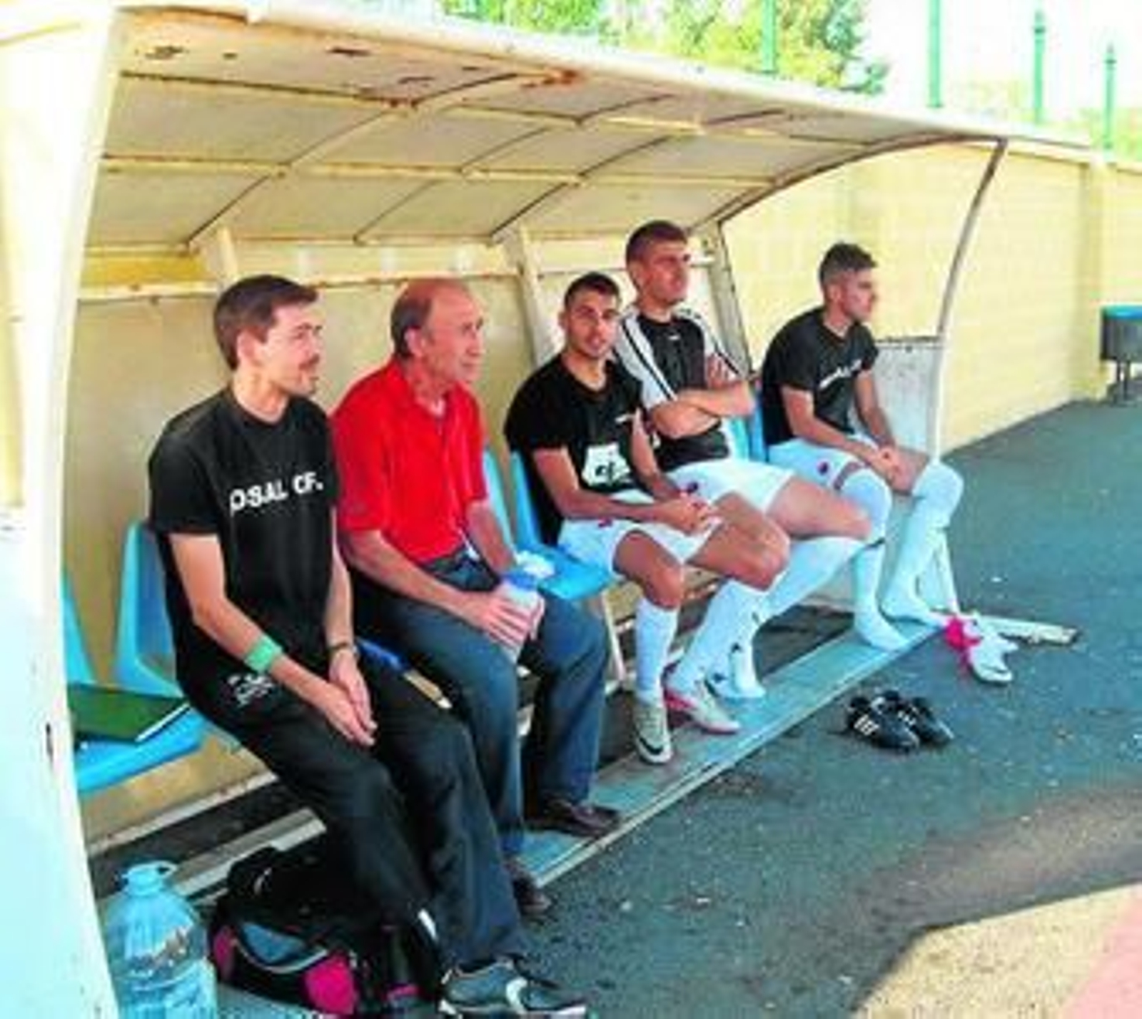 José María Maestre condujo al Rosal a una valiosa victoria en el derbi.