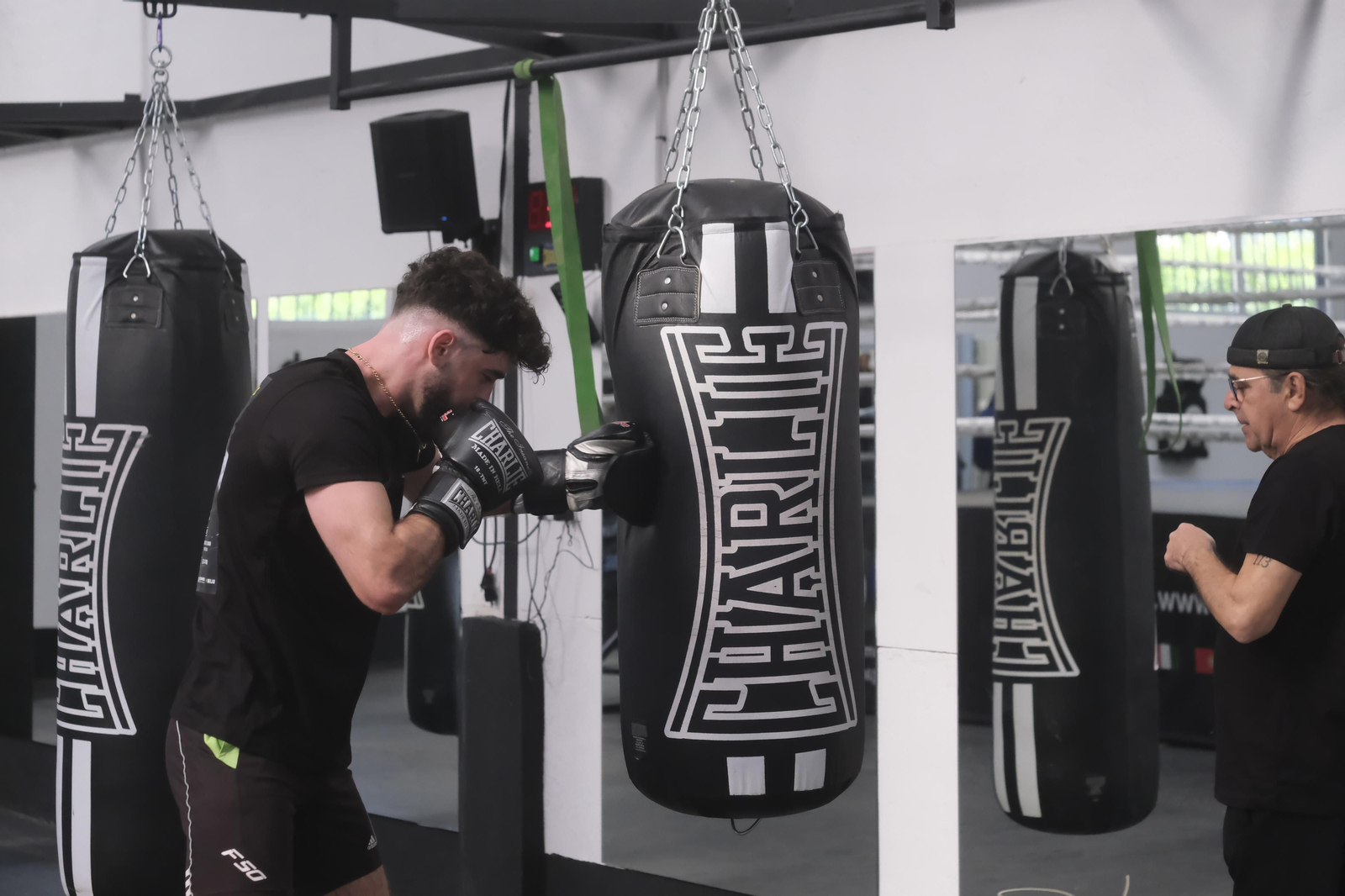 El entrenamiento de José Luis Navarro Jr antes del Campeonato de España, en imágenes