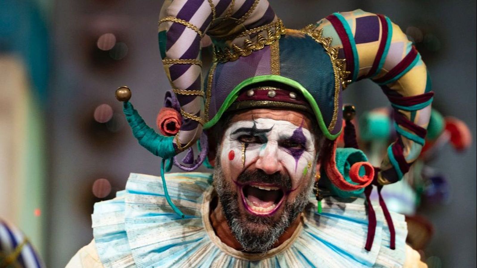 El comparsista Jesús Bienvenido con 'DSAS3', protagonista de la Gala de Carnaval en San Fernando