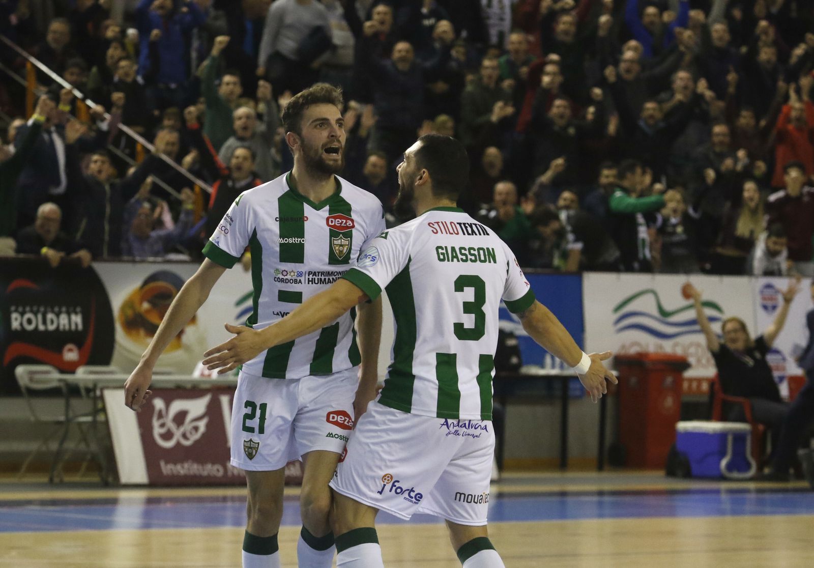 Fotografías de la victoria del Córdoba Patrimonio de la Humanidad ante el Burela