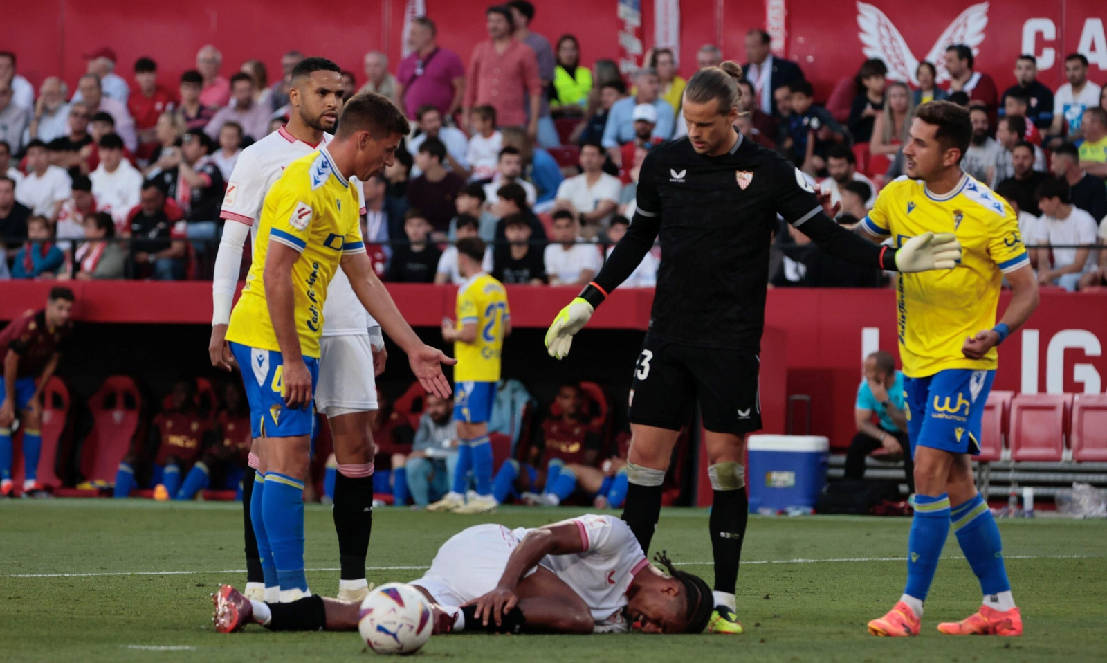 Todas las imágenes del Sevilla-Cádiz