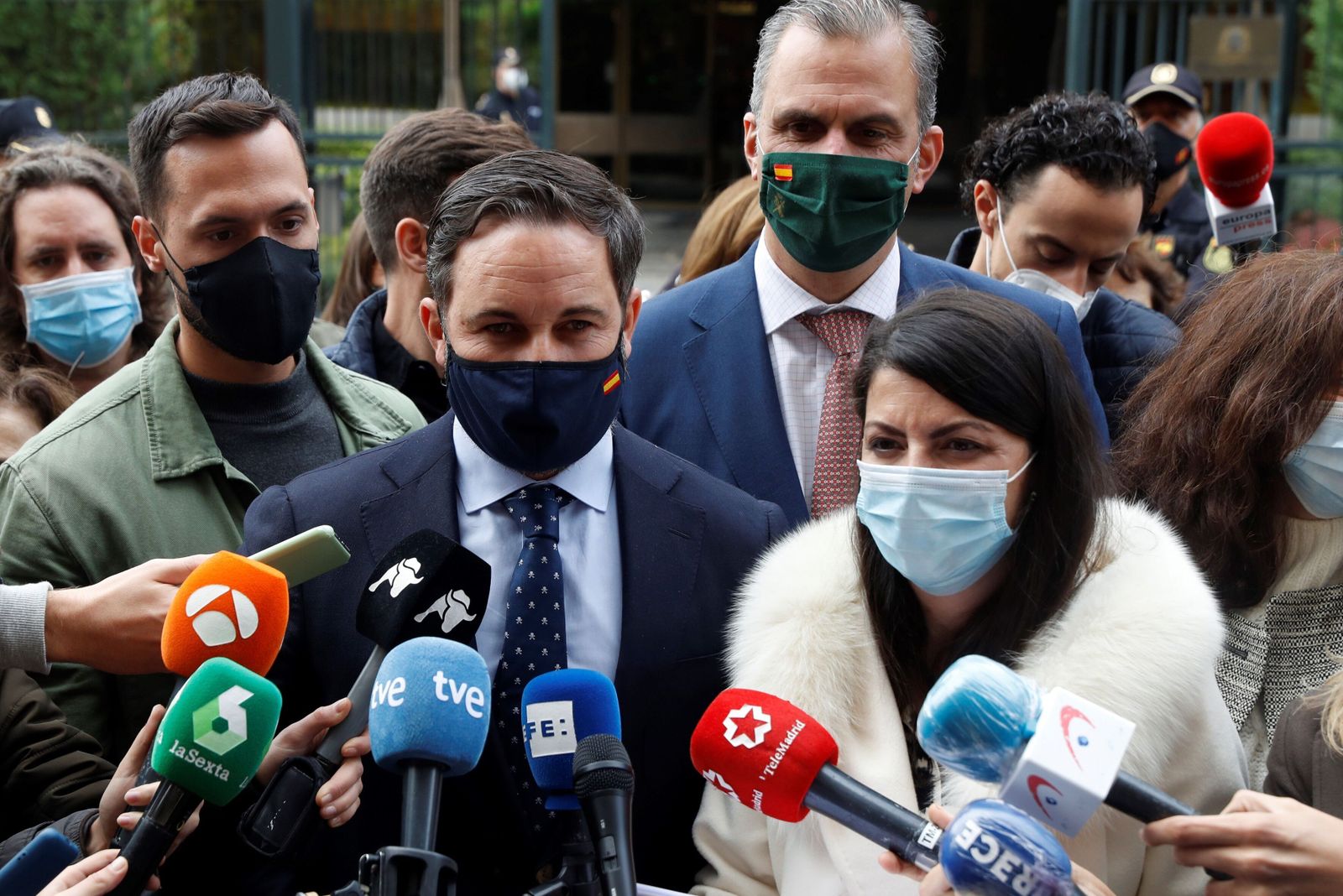 Santiago Abascal y Macarena Olona