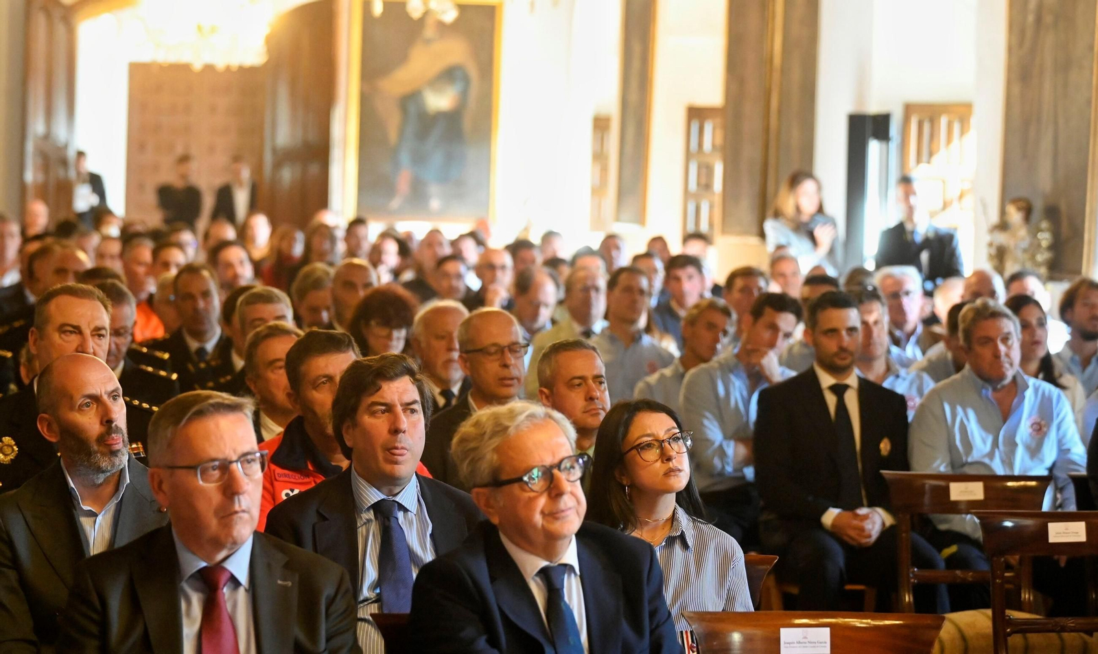El reconocimiento a quienes lucharon contra el incendio de la Mezquita de Córdoba, en imágenes