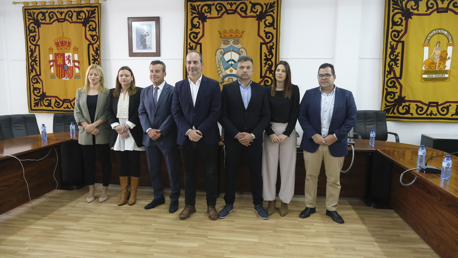 Las imágenes de la moción de censura en el Ayuntamiento de Carboneras