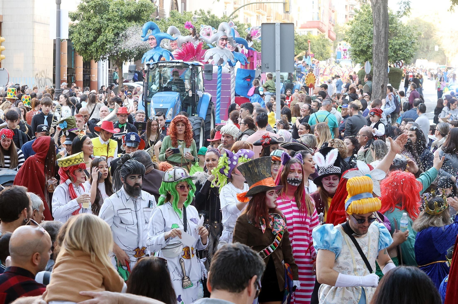 Imágenes de la cabalgata del Carnaval Colombino 2024