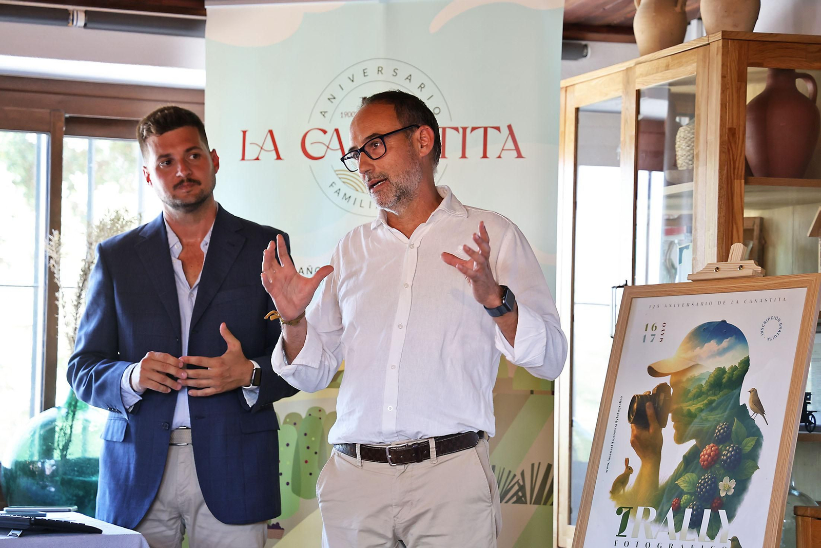 Imágenes de la entrega de premios del I Rally Fotográfico del Entorno de la Finca El Bosque Imágenes de la entrega de premios del I Rally Fotográfico del Entorno de la Finca El Bosque