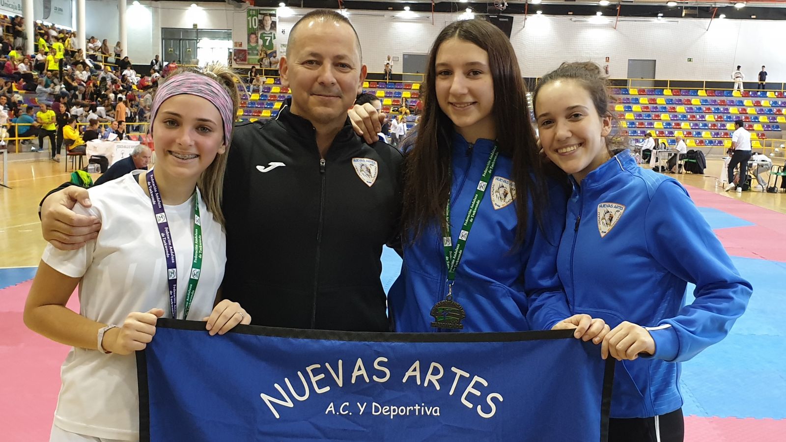 Integrantes del Club Nuevas Artes.