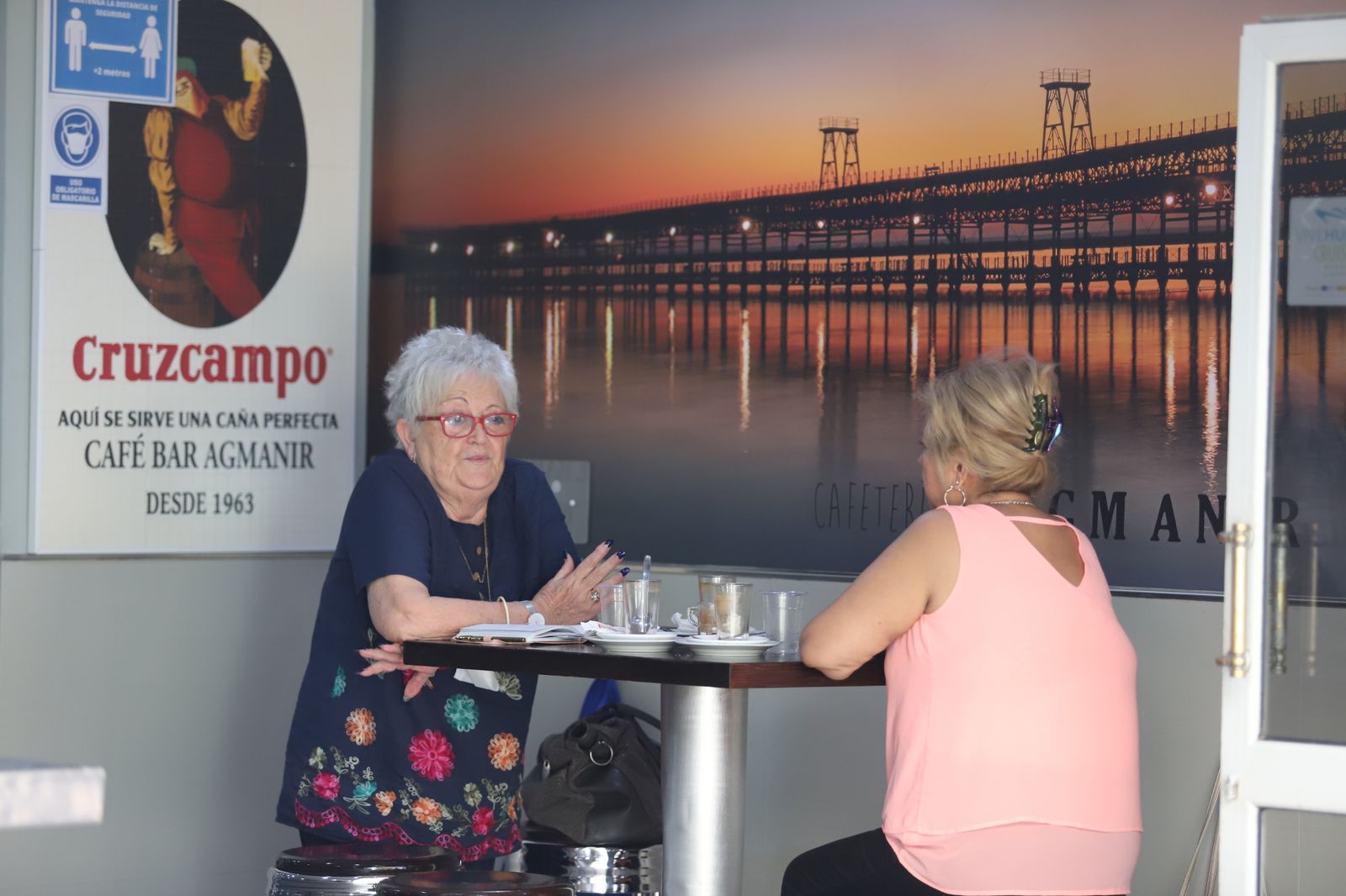 Imágenes de bares y restaurantes de la ciudad de Huelva en el inicio de la fase dos