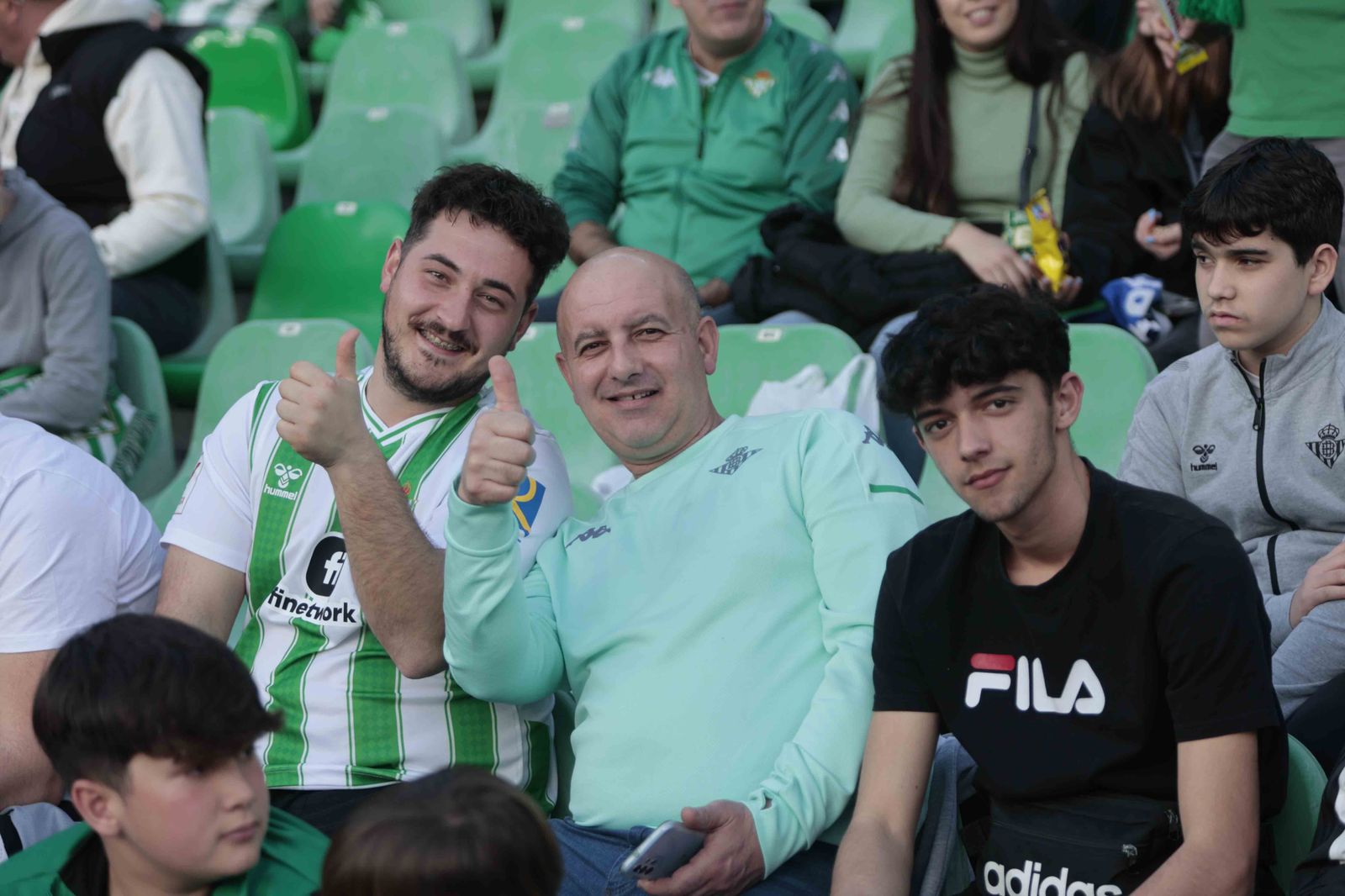 Búscate en las gradas del Villamarín