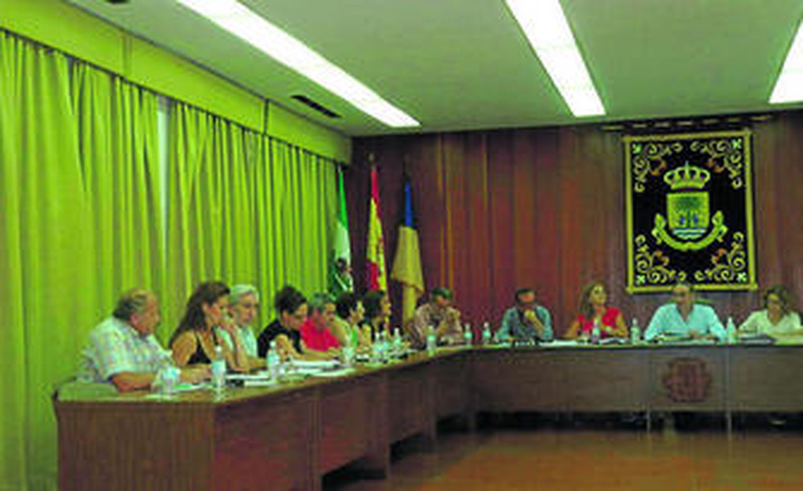 Pleno en el que se aprobaron las asignaciones de los grupos y el personal liberado del Consistorio.