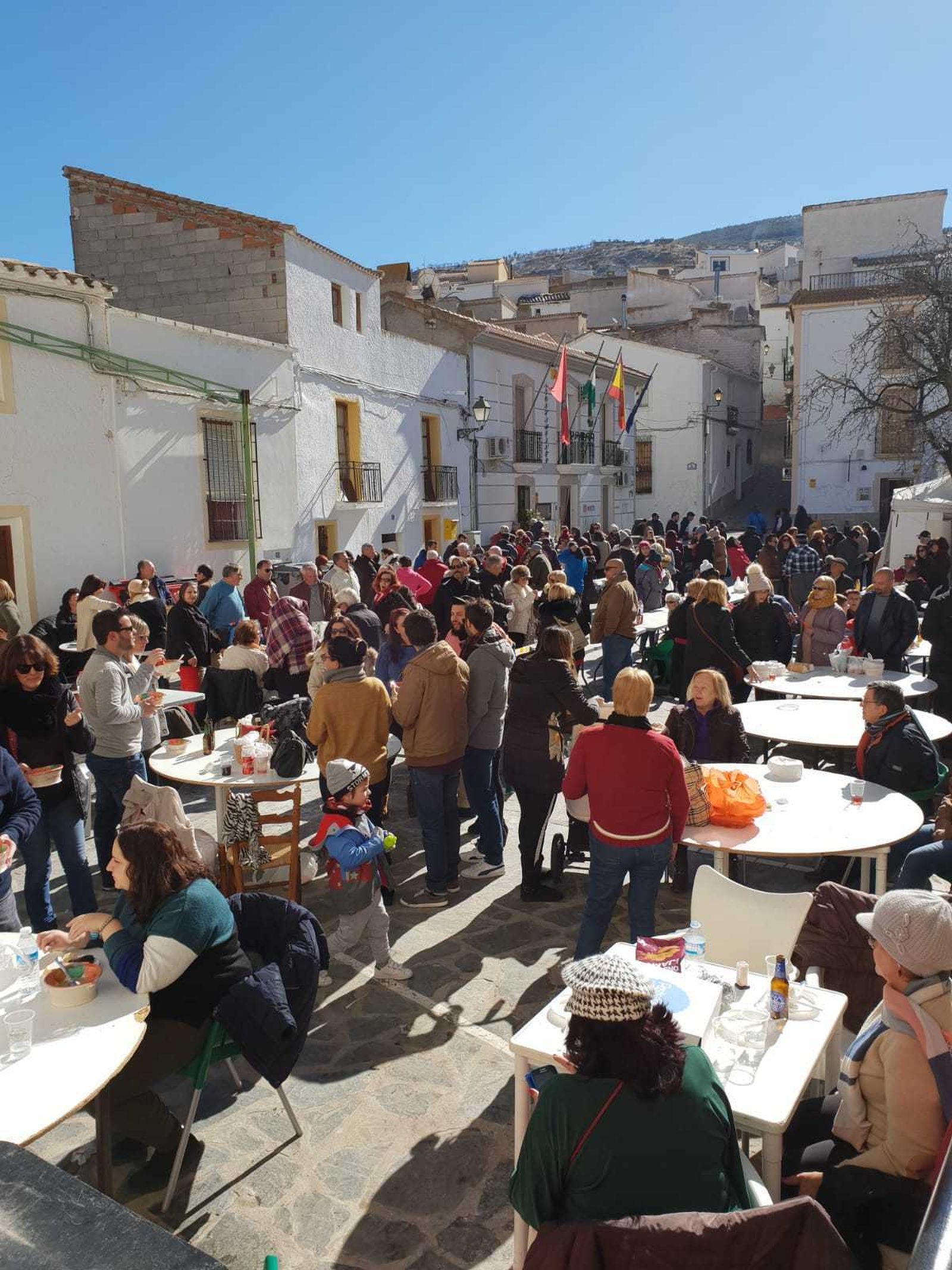 Centenares de personas se han congregado este fin de semana en Bacares