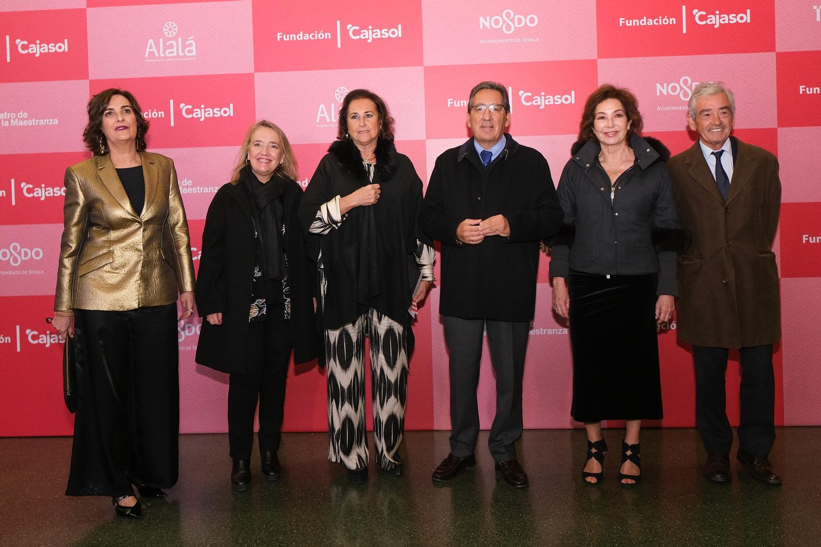 Imágenes del espectáculo Así canta nuestra tierra en Navidad, de la Fundación Cajasol y Alalá