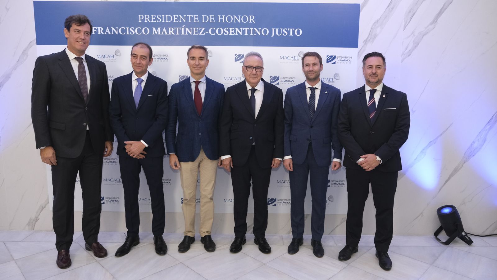 Imágenes del reconocimiento  como Presidente de Honor de la Asociación de Empresarios del Mármol, Francisco Martínez Cosentino