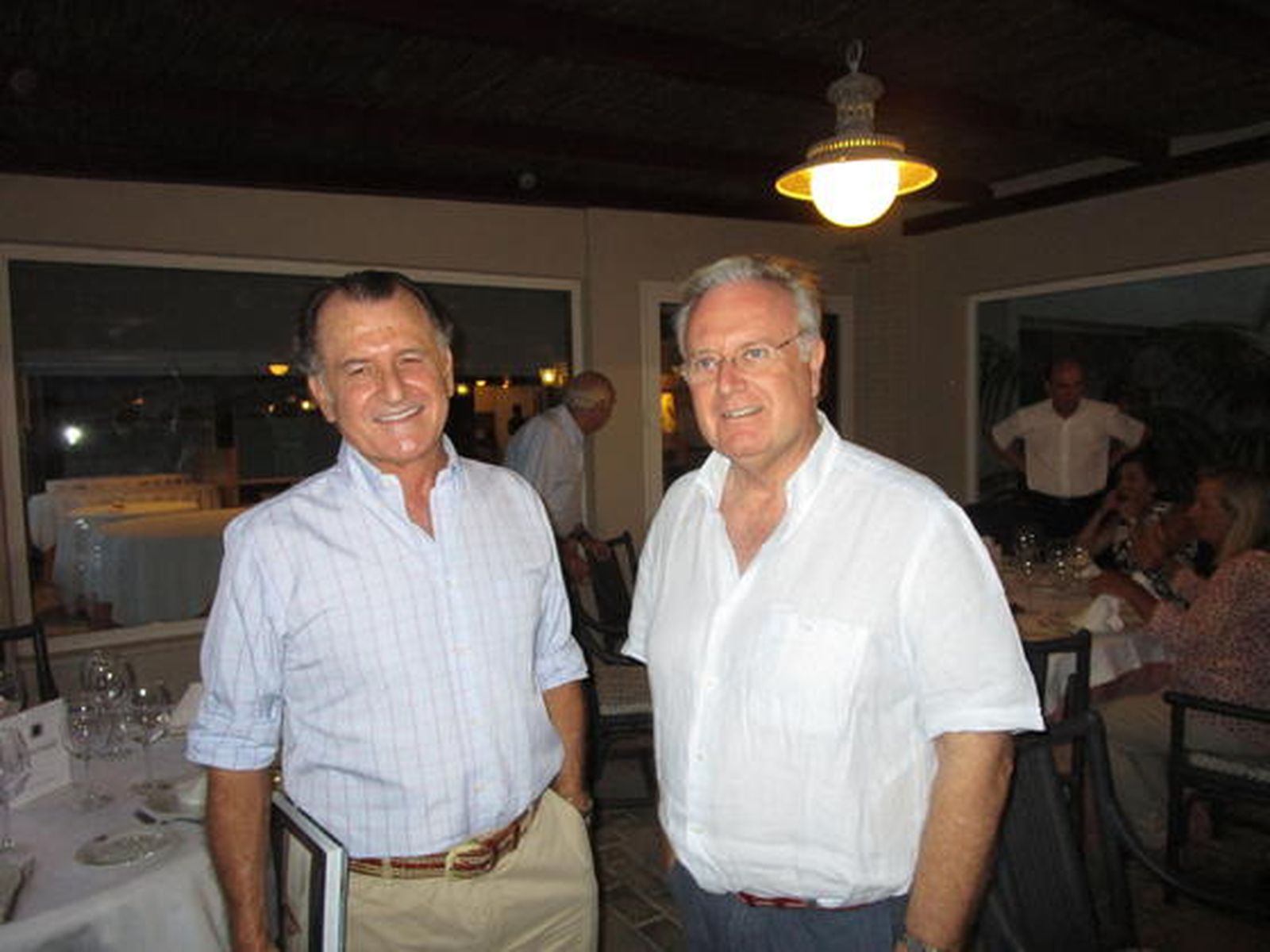 El arquitecto Javier Ollero con el conde de Osborne. 

Foto: Ignacio Casas de Ciria