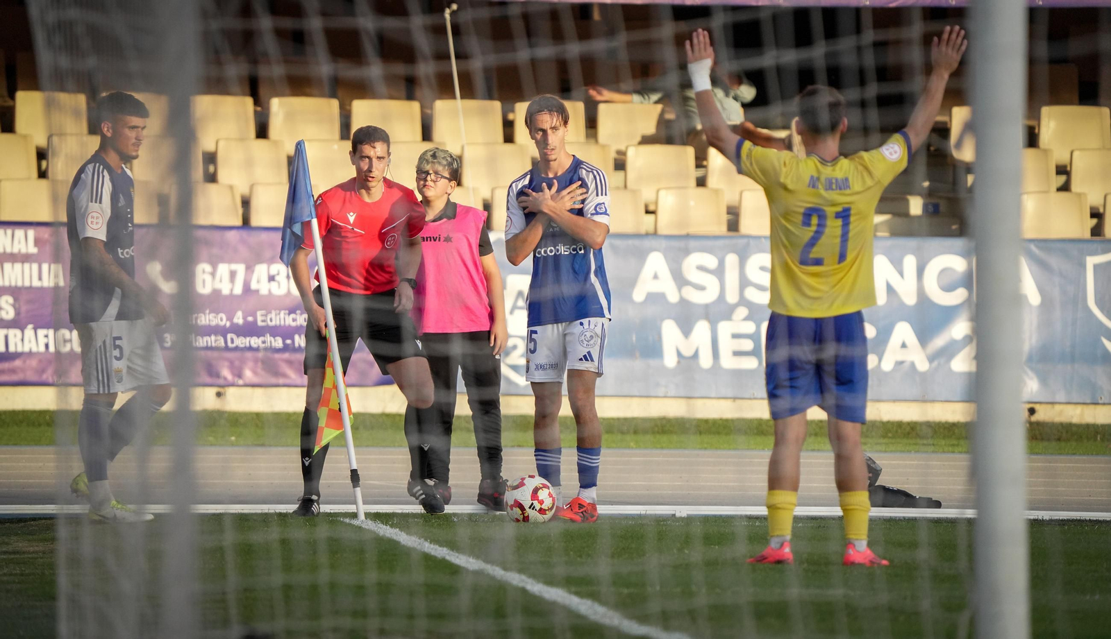 Imágenes del partido del Xerez CD - Cádiz Mirandilla