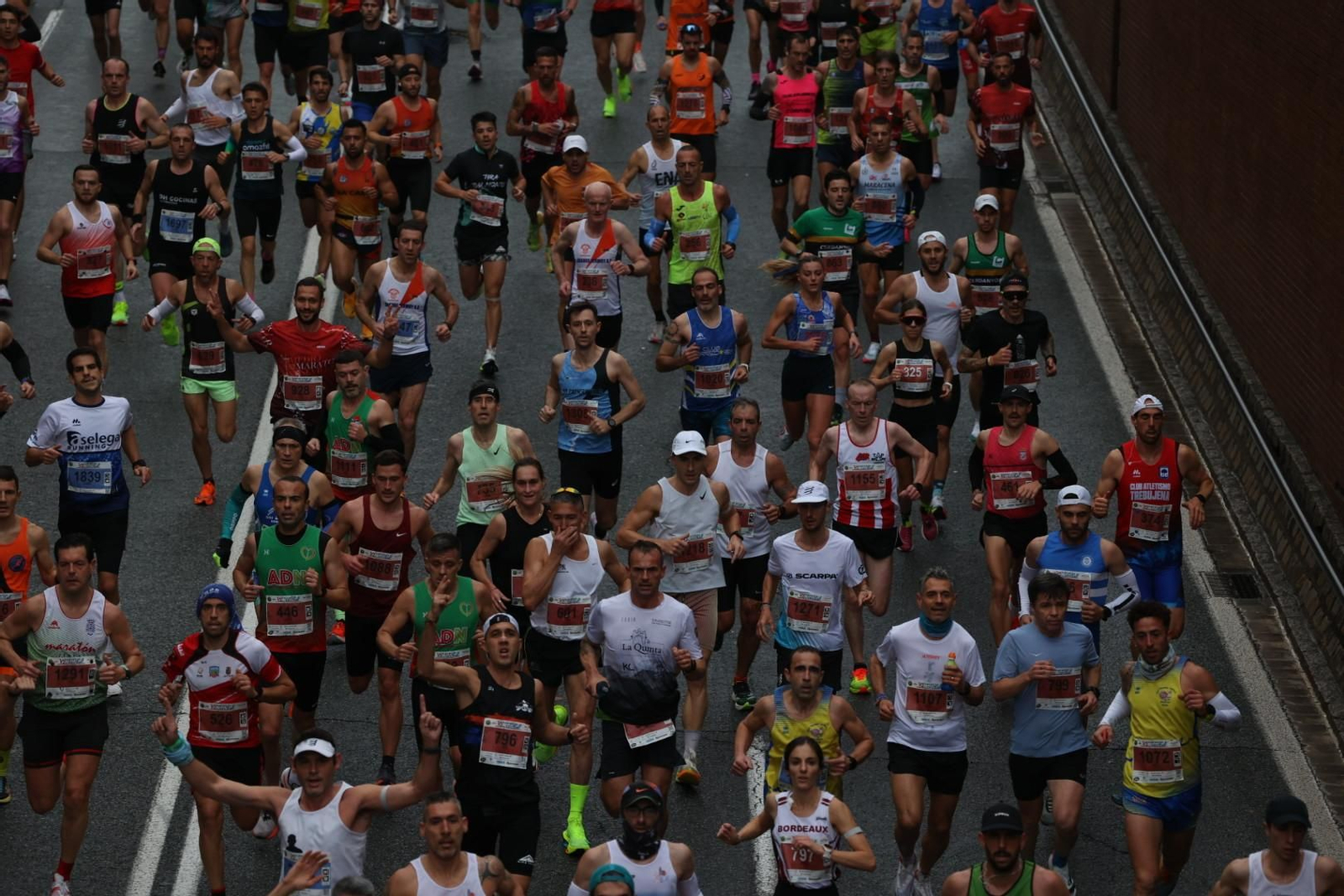 Búscate en la Media Maratón de Sevilla 08