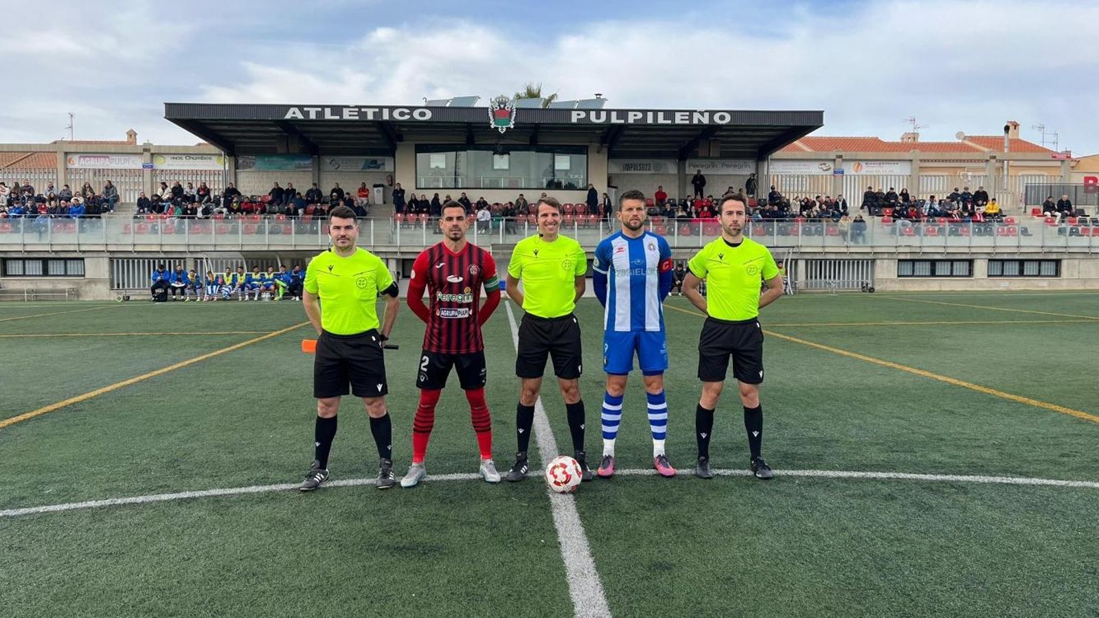 El cpaitán Gabi Ramos, en el último encuentro liguero de los almerienses.