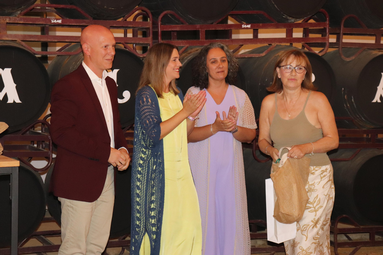 El homenaje a los "maestros con solera" de Montilla, en fotografías