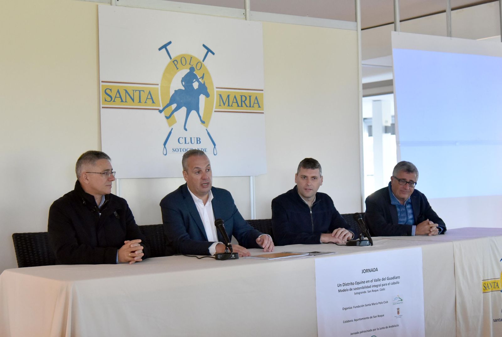 Juan Casanova, Juan Carlos Ruiz Boix, Fran Gómez y Joaquín Blanco, ayer en el Santa María Polo Club.