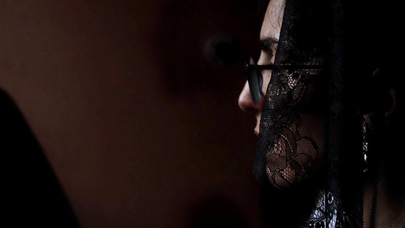 Estrella se vio sorprendida por la lluvia en su procesión.