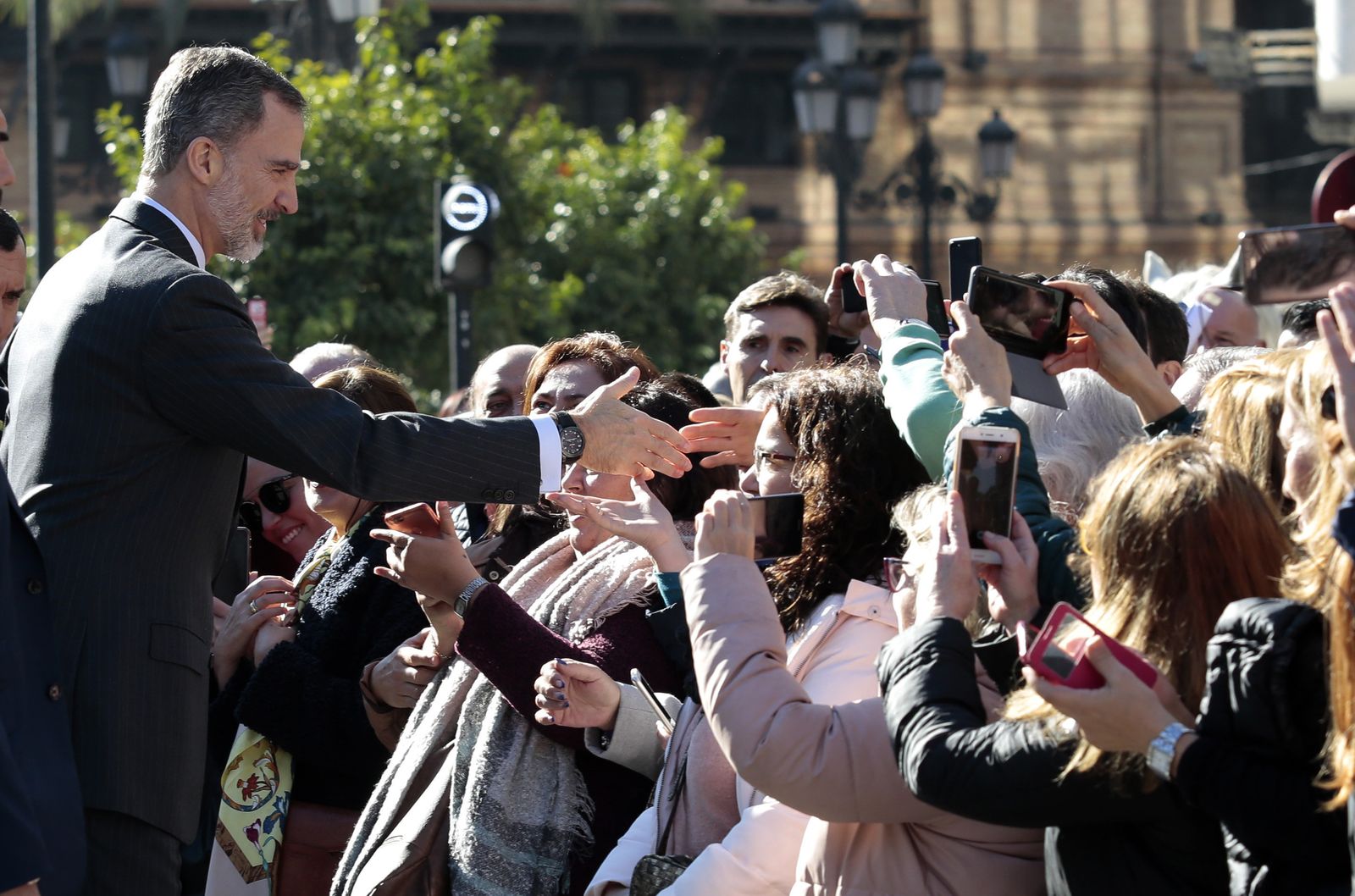 Las imágenes de la visita del Rey a Sevilla