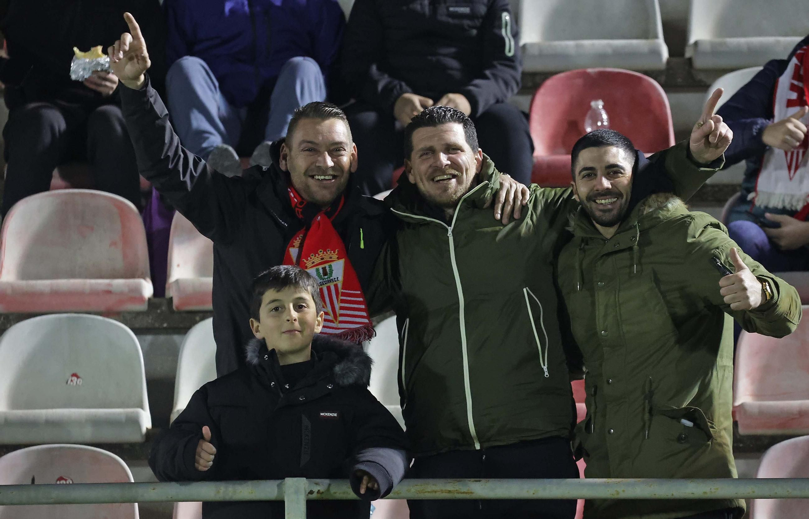 Búscate en el Nuevo Mirador durante el Algeciras - Real Madrid Castilla de Primera Federación