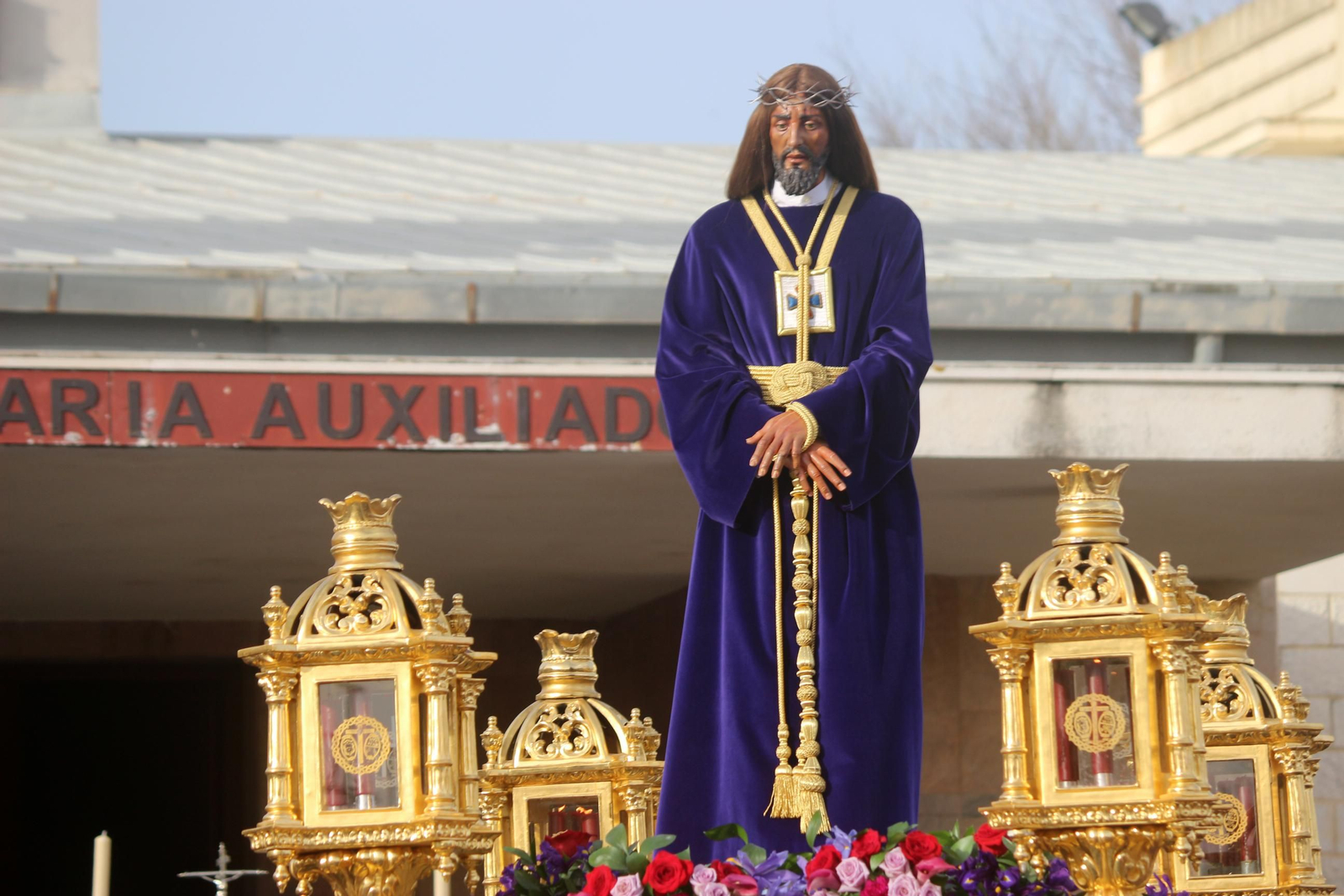 Las imágenes del Jueves Santo en Puerto Real 2023: Medinaceli
