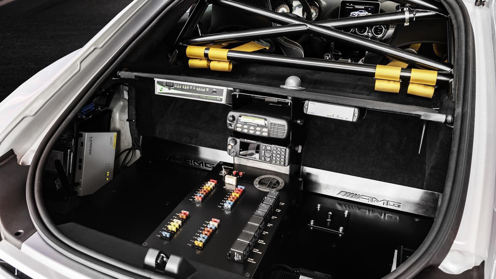 Equipo de comunicaciones del 'Safety Car'.